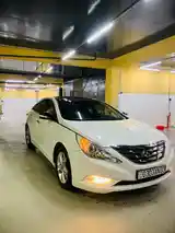 Hyundai Sonata, 2010-2