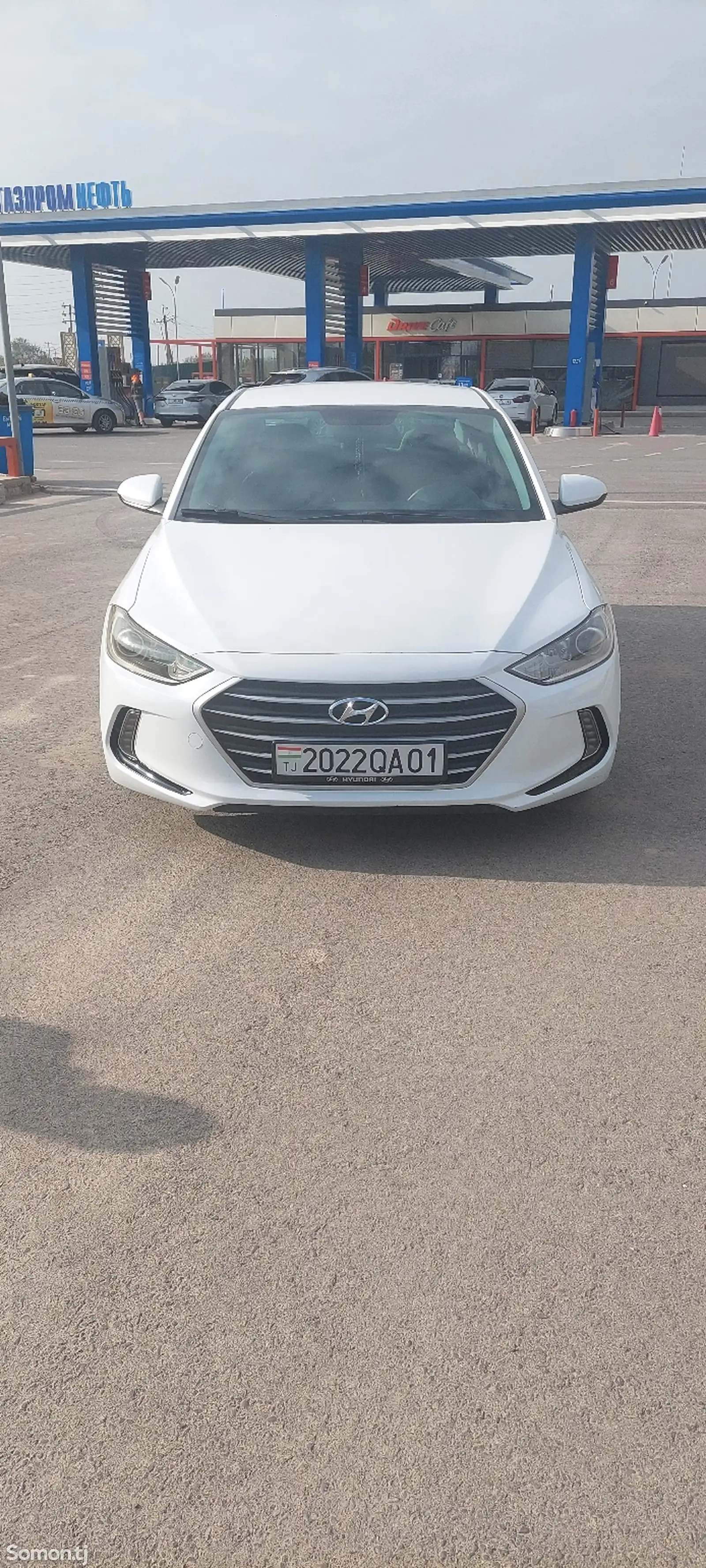 Hyundai Elantra, 2017-1