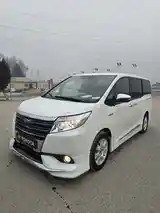 Toyota Voxy, 2014-13