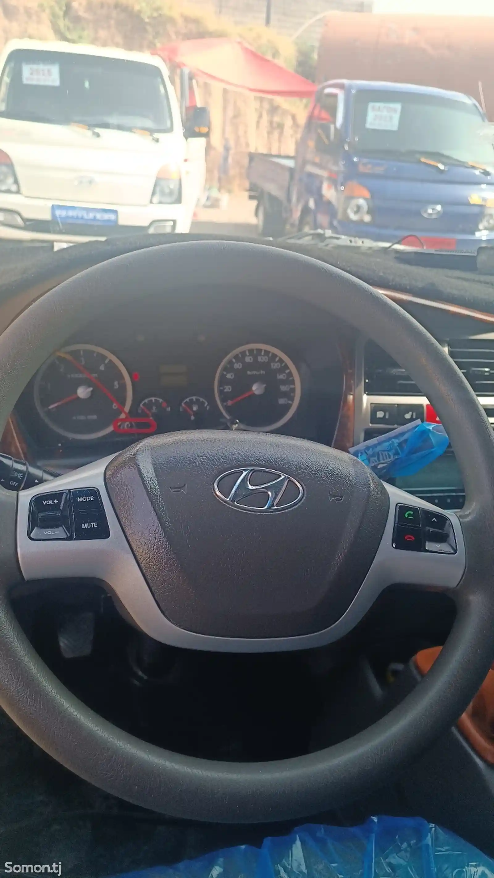 Бортовой автомобиль Hyundai Porter, 2014-3