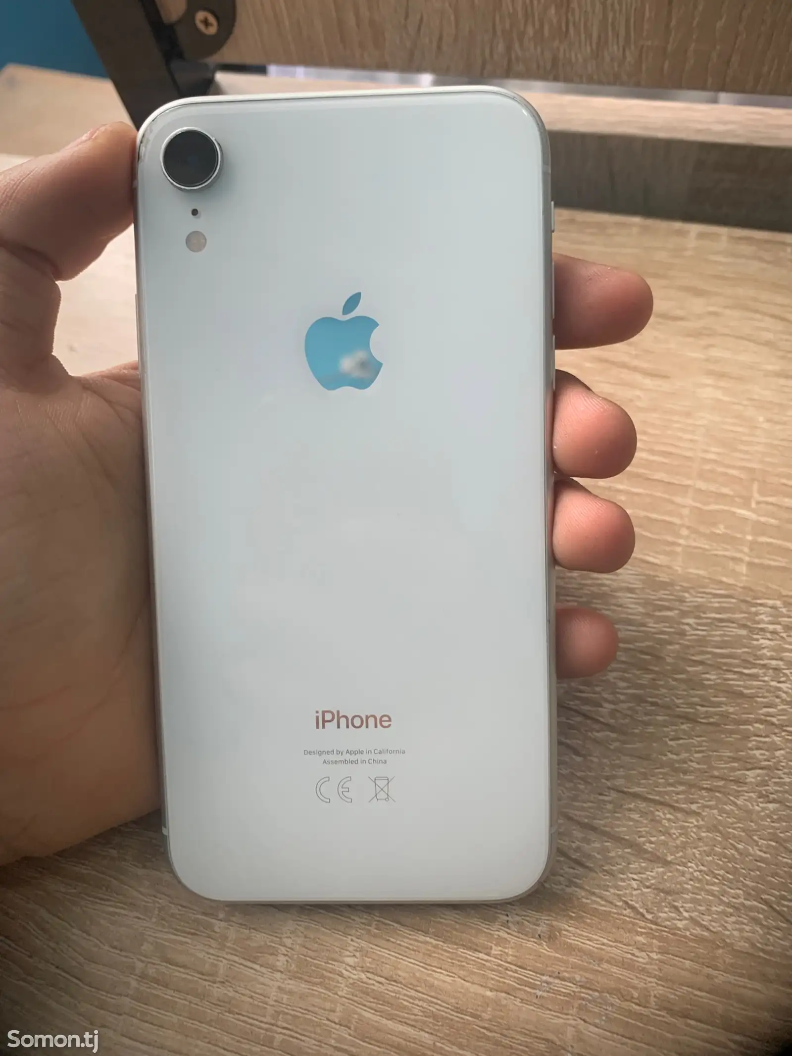 Apple iPhone Xr, 128 gb, White-1