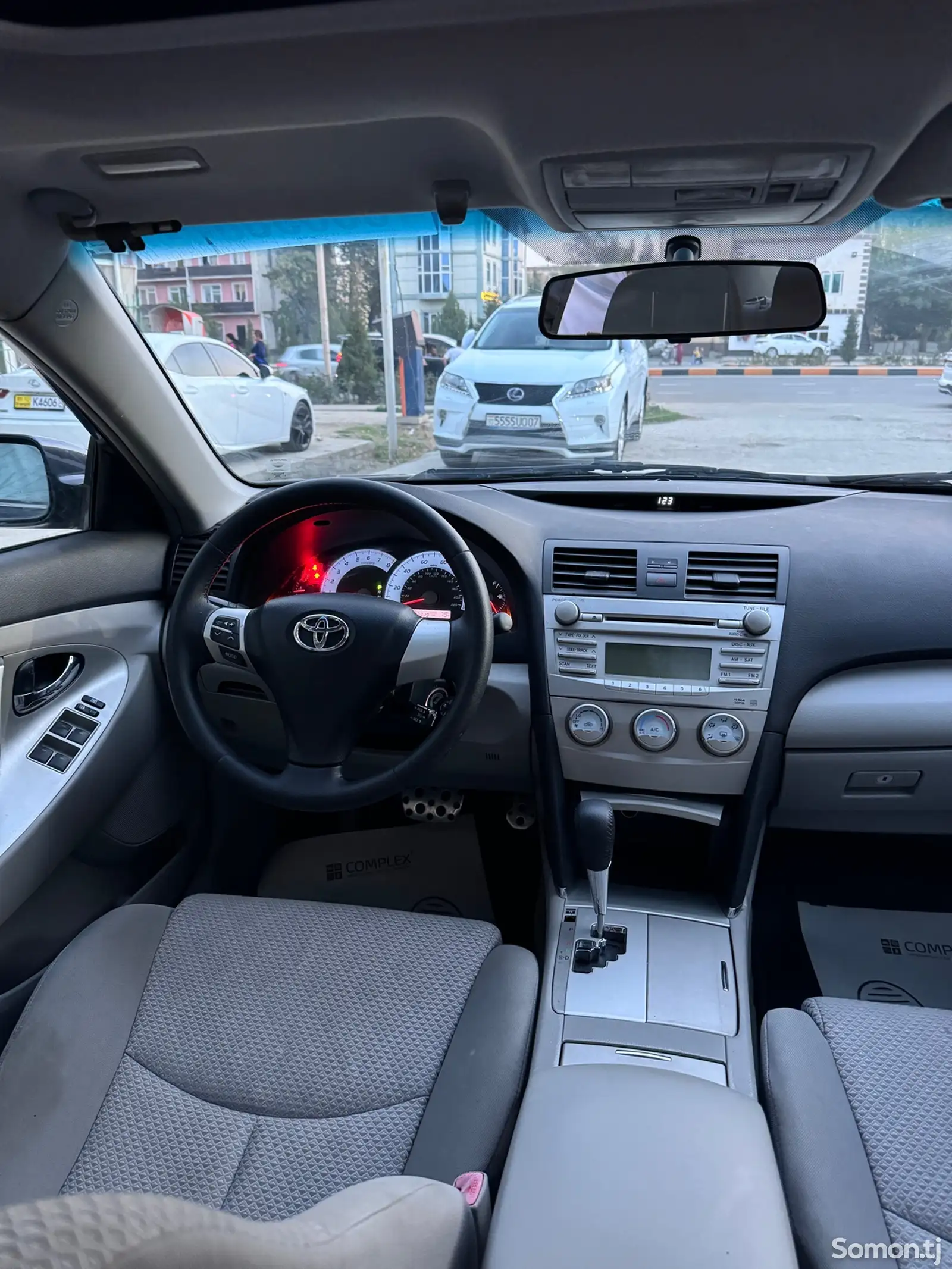 Toyota Camry, 2011-7