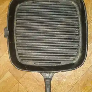 Чугунная сковорода для стейка