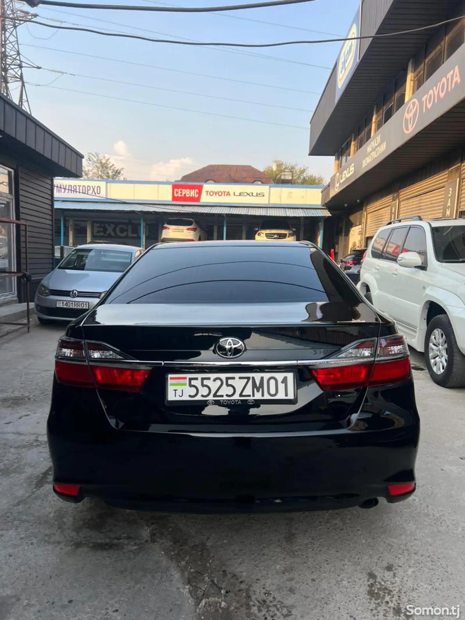 Toyota Camry, 2016-1