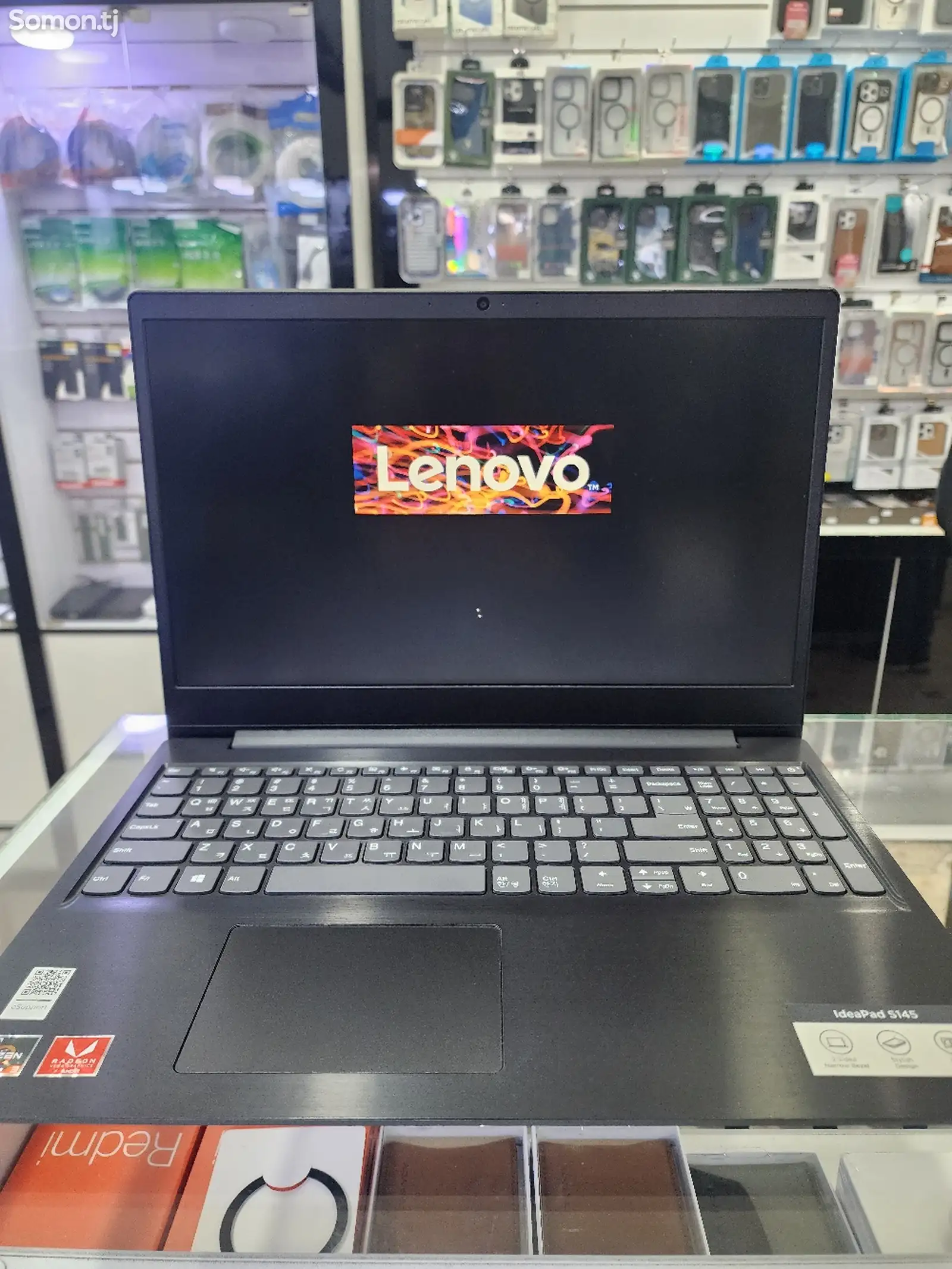 Ноутбук Lenovo-1