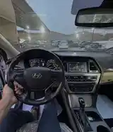 Hyundai Sonata, 2014-9