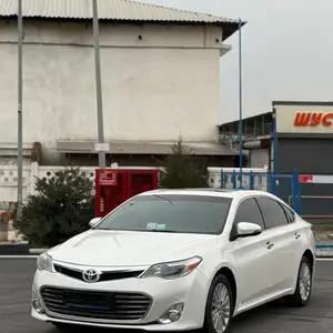 Toyota Avalon, 2013