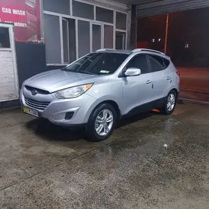 Hyundai Tucson, 2011