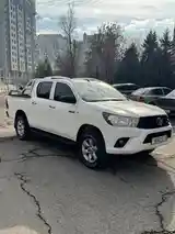 Toyota Hilux, 2016-3