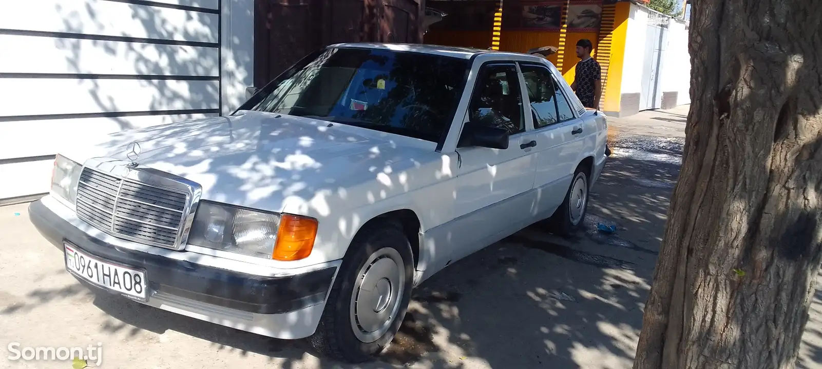 Mercedes-Benz W201, 1990-10