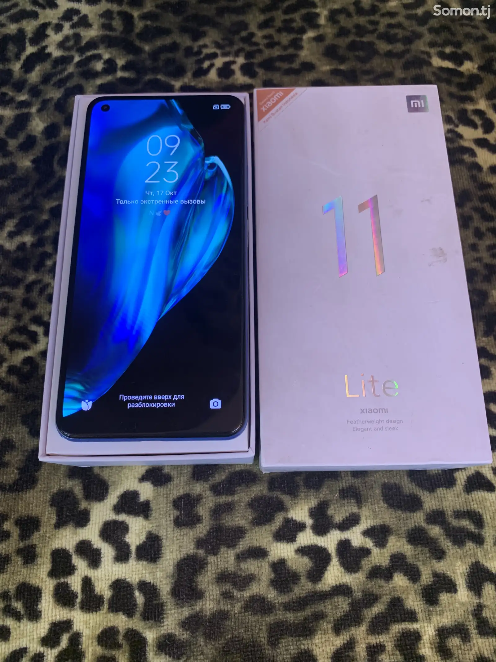 Xiaomi Mi 11 lite 8+4/128Gb-1