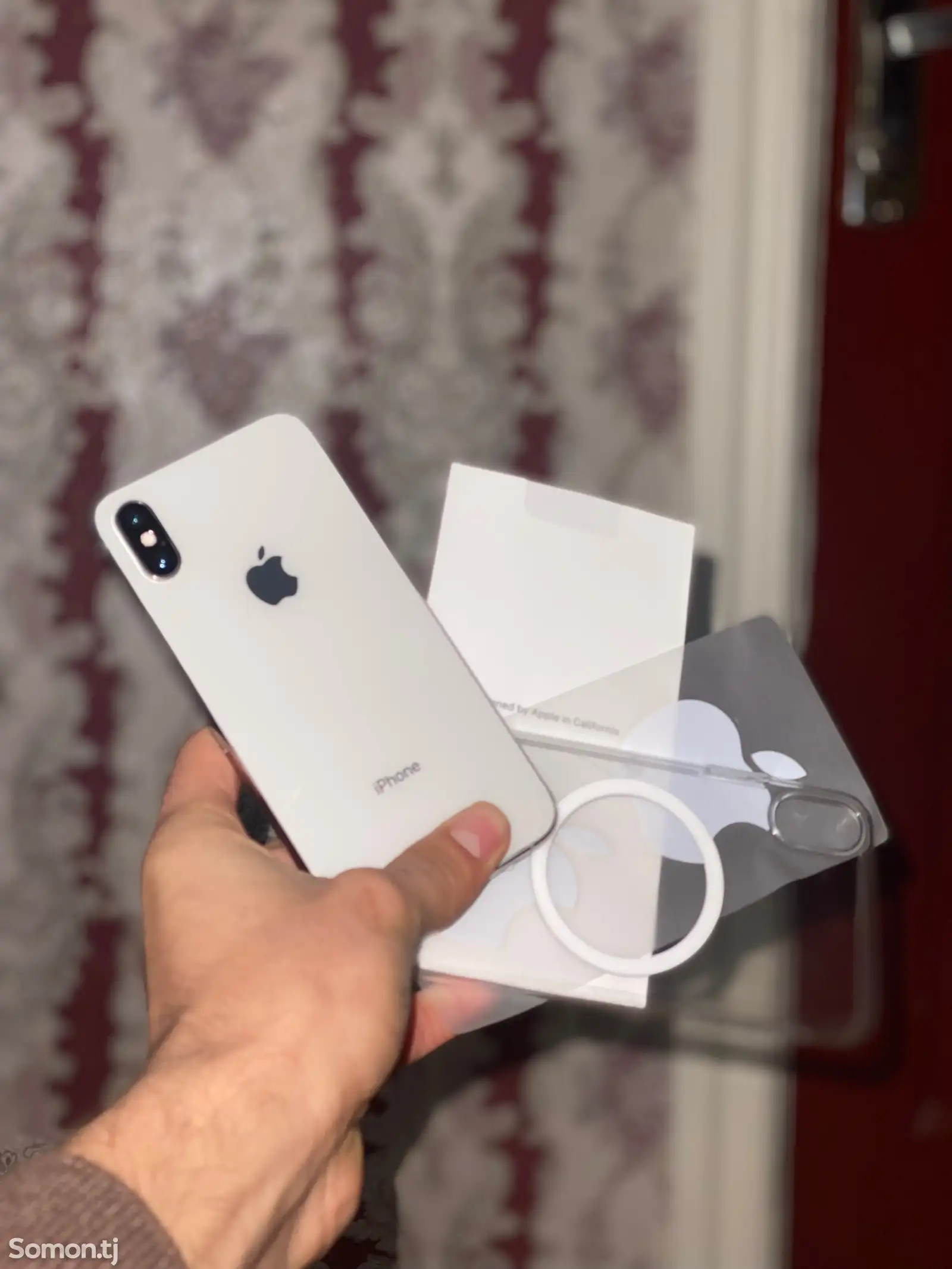 Apple iPhone Xs, 64 gb, Silver-1