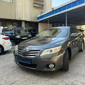 Toyota Camry, 2011