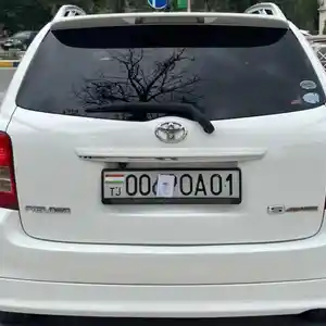 Заднее стекло от Toyota Fielder