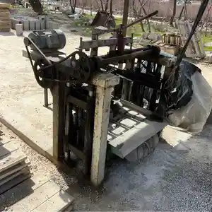 Аппарат для производства цементблока