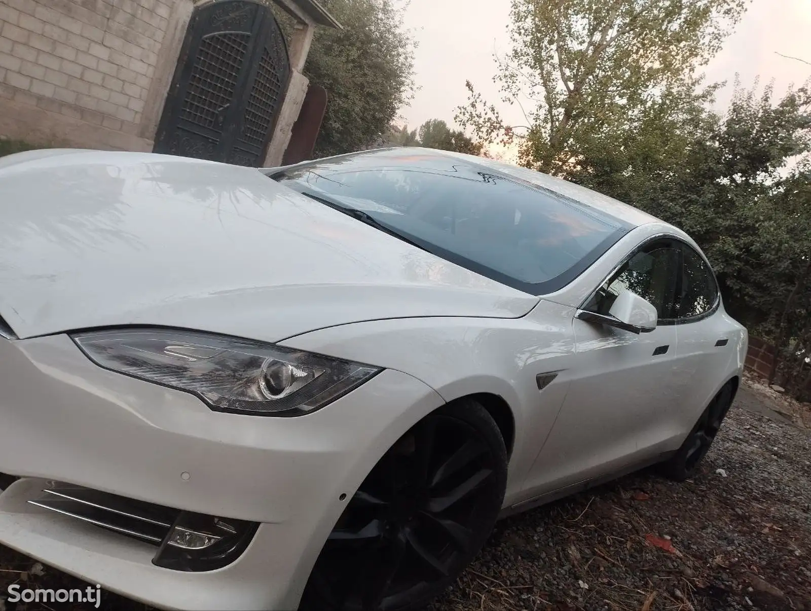 Tesla Model S, 2014-7