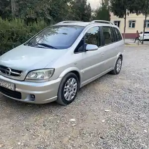 Opel Zafira, 2004