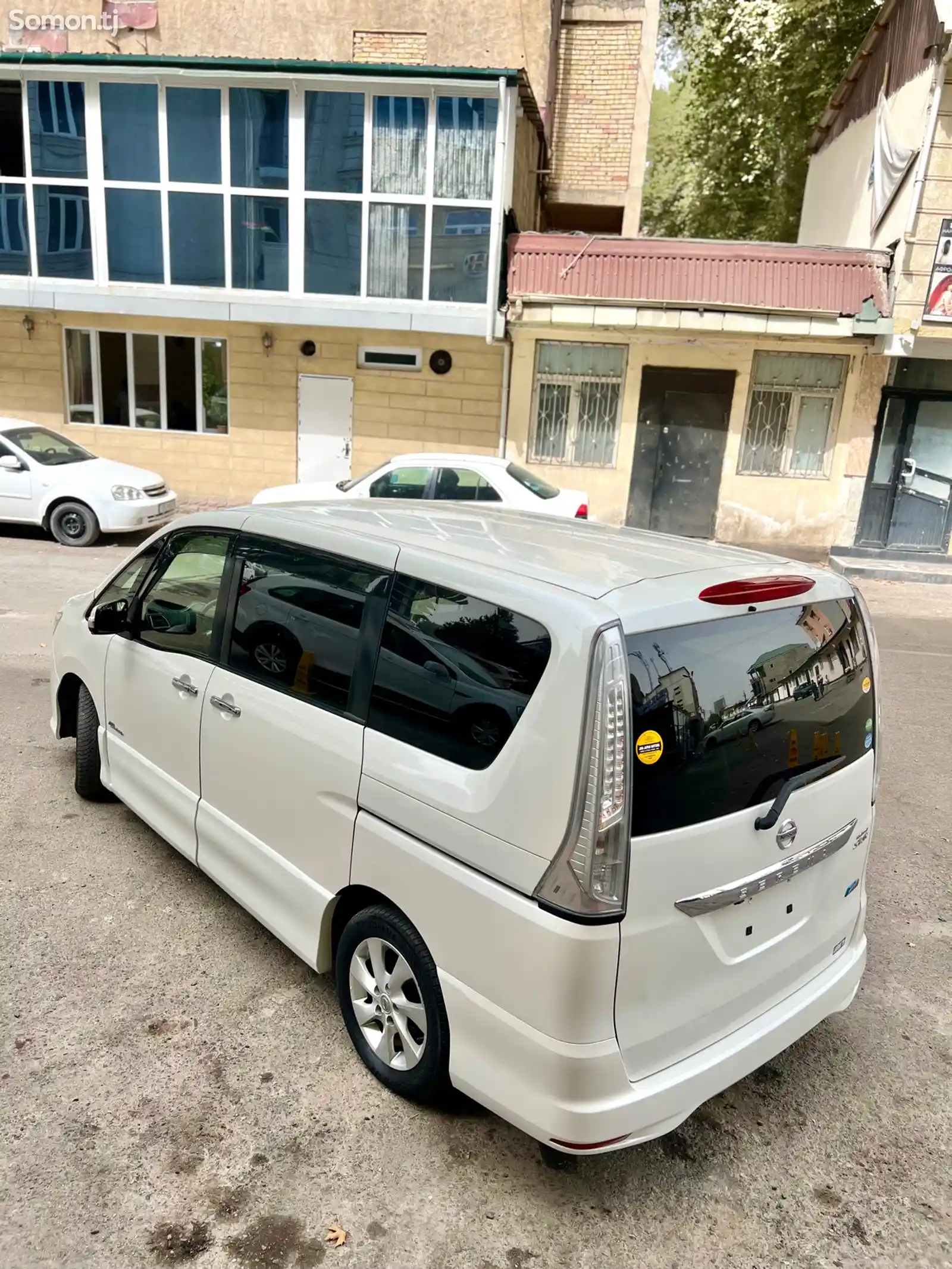 Nissan Serena, 2014-5