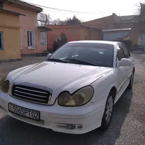 Hyundai Sonata, 2003