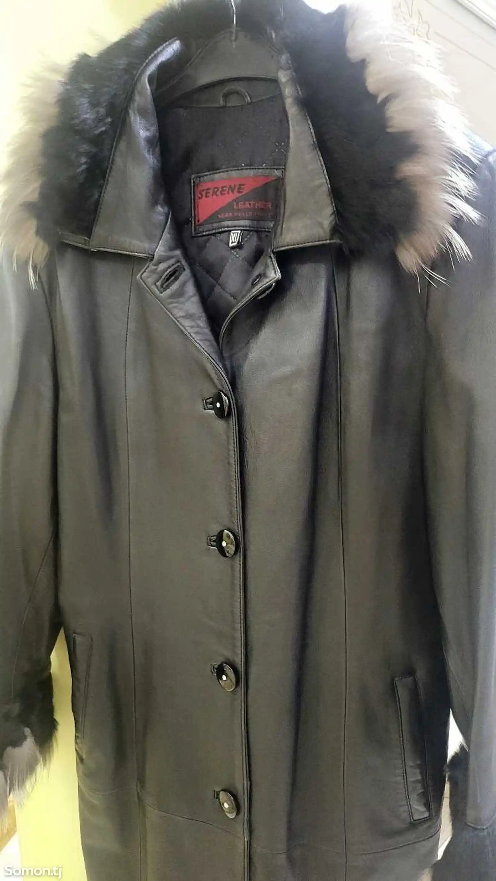 Кожаное пальто с мехом-3