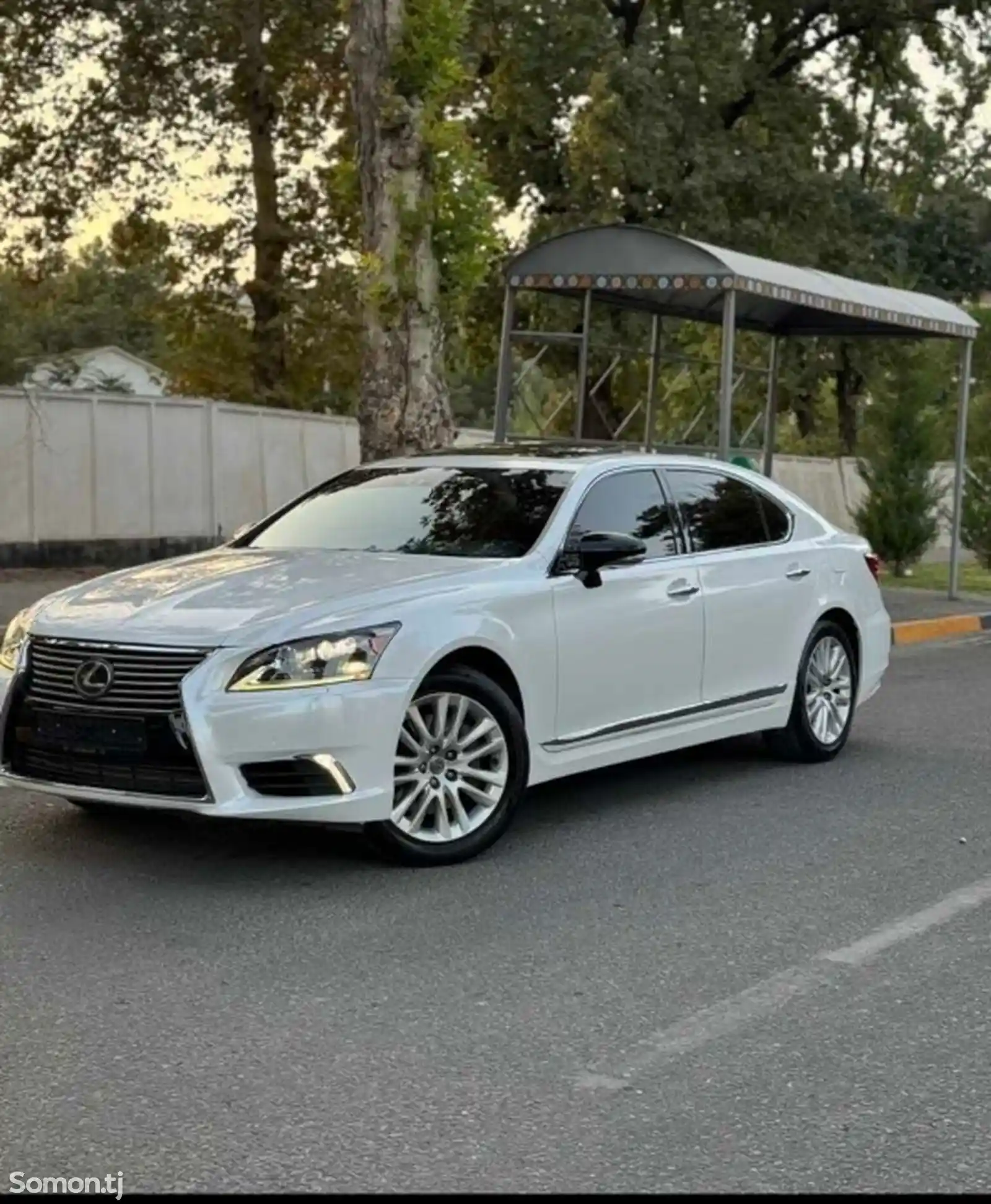 Lexus LS series, 2015-3