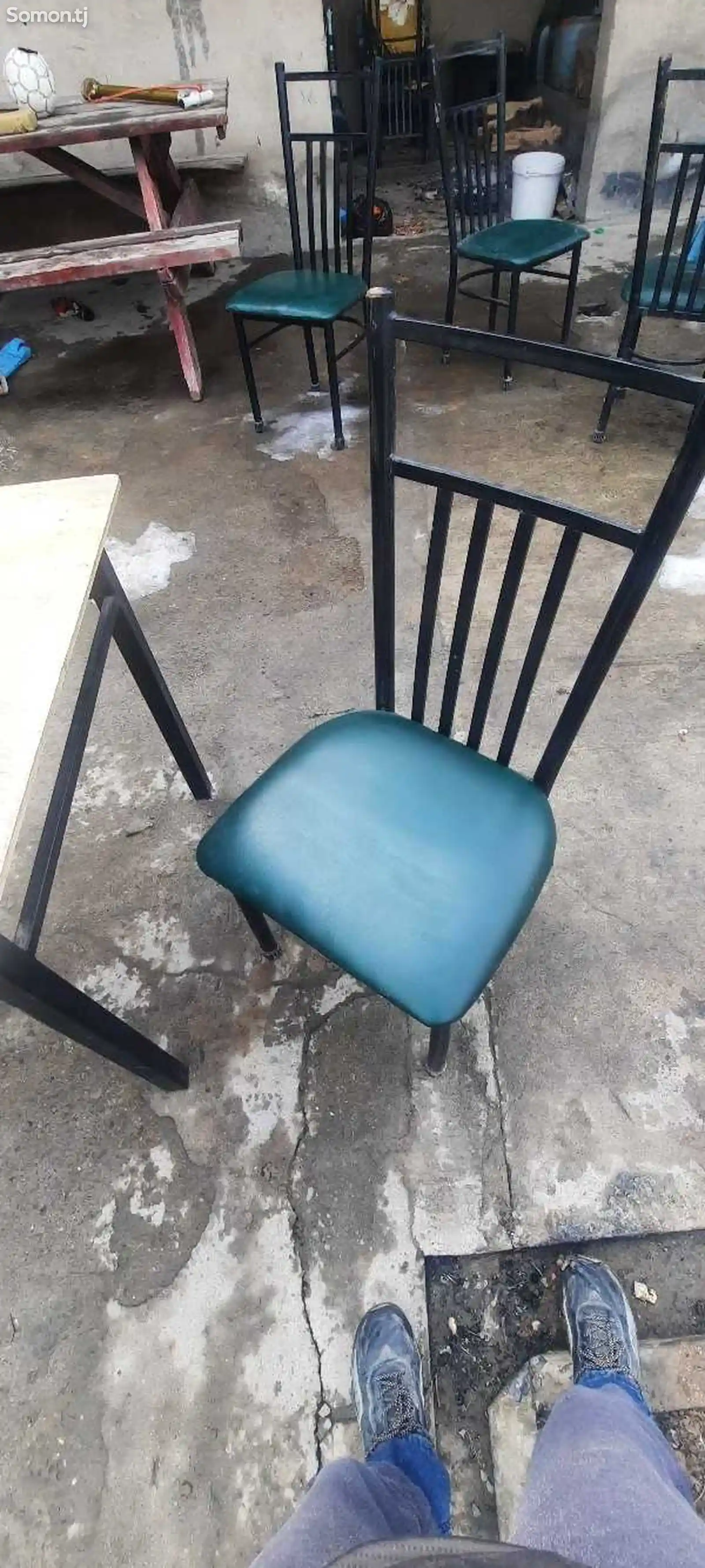 Стол и стулья-4