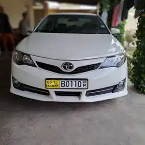 Toyota Camry, 2014