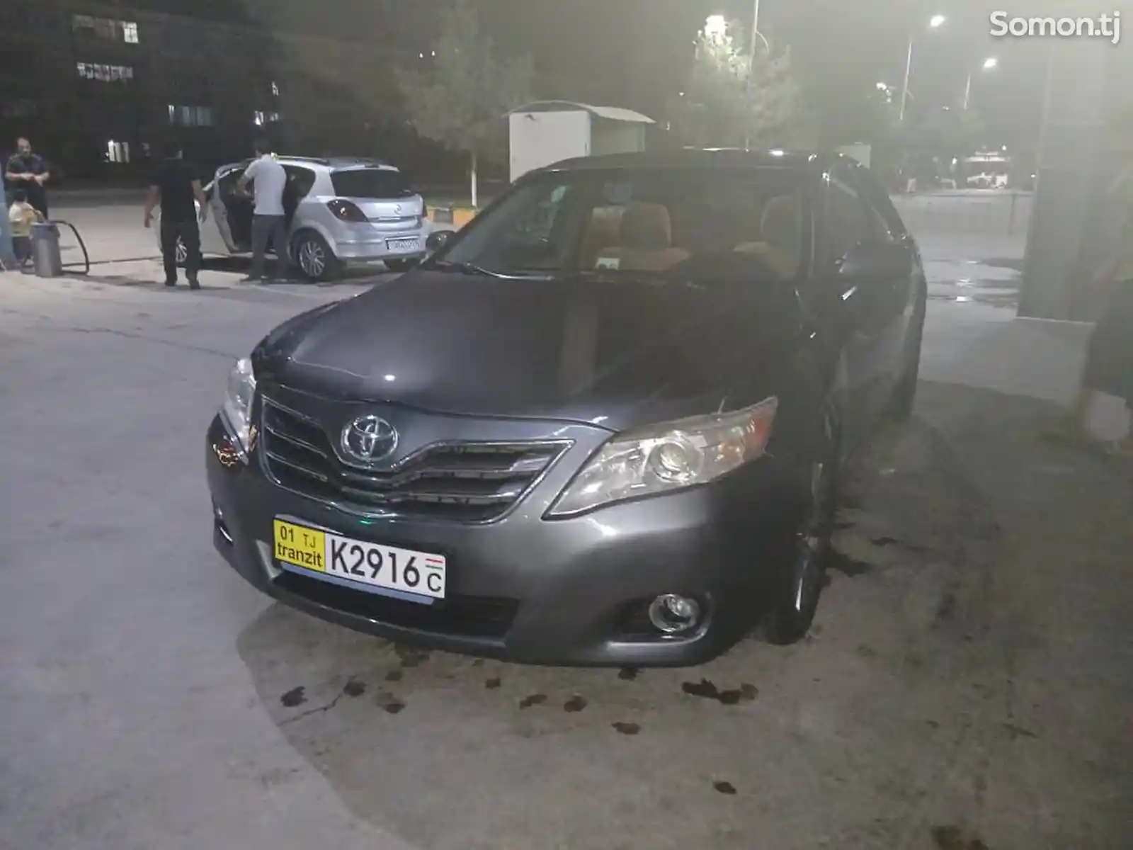 Toyota Camry, 2010-1