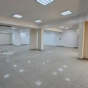 Помещение под свободное назначение, 260м², Исмоили Cомони, Бухоро палас