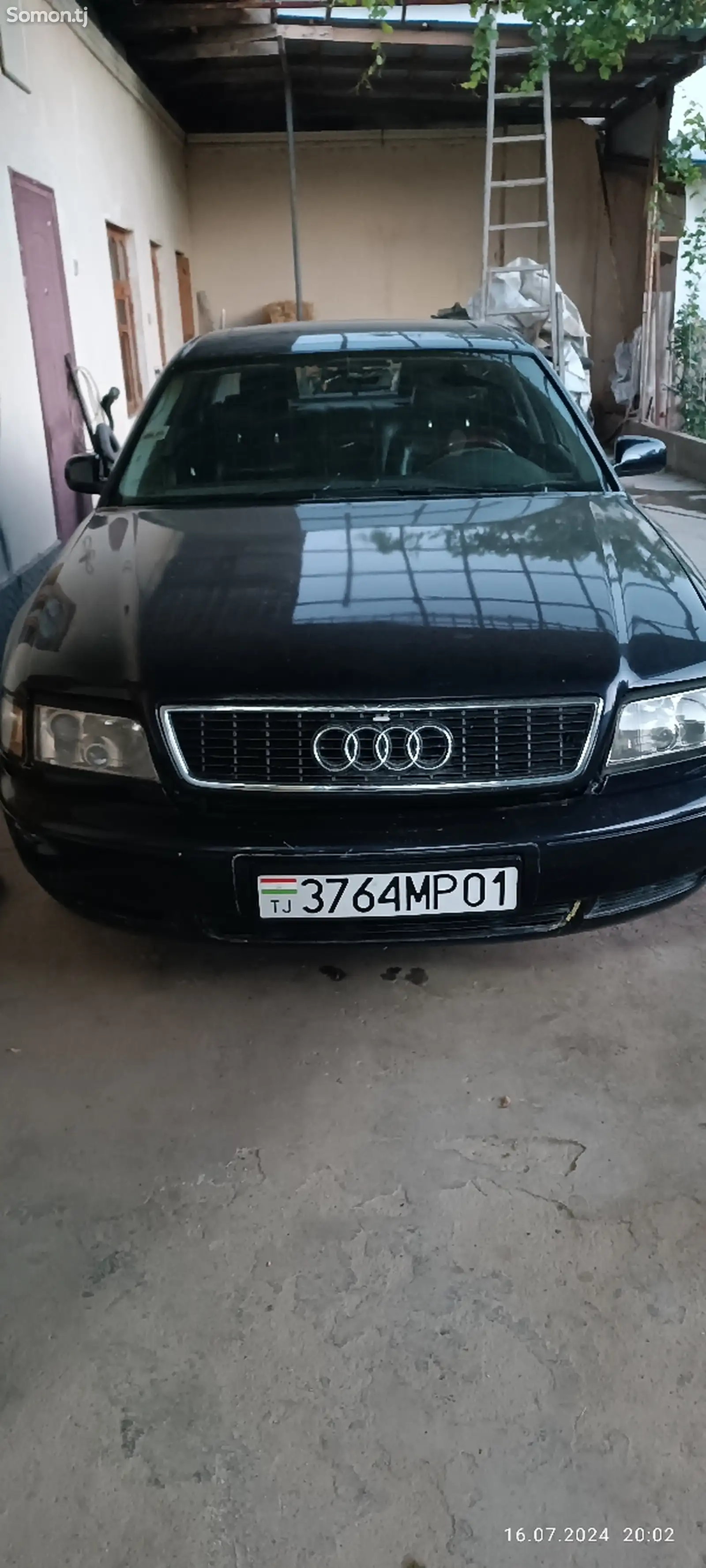 Audi A8, 1995-1