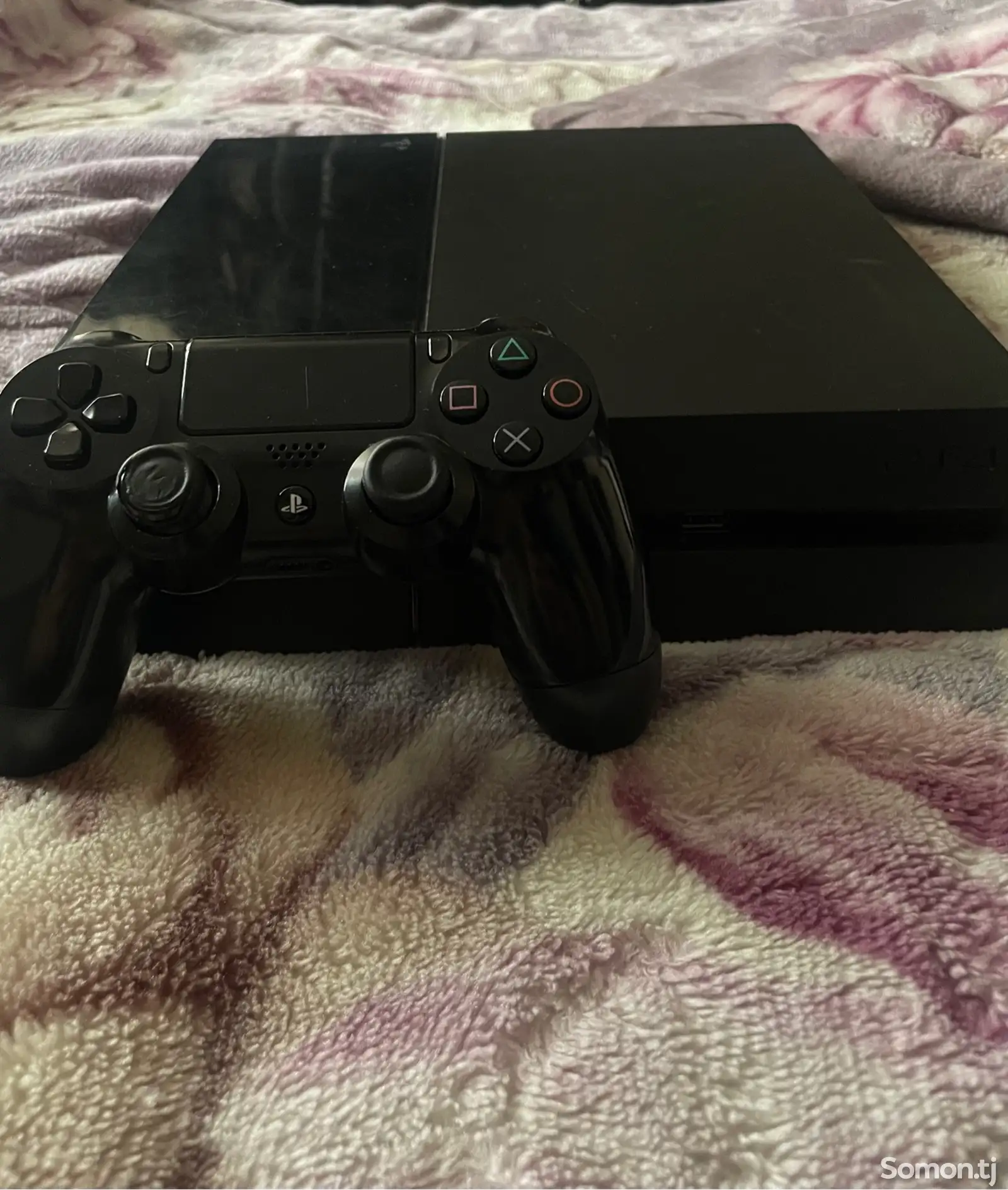 Игровая приставка Sony PlayStation 4-1