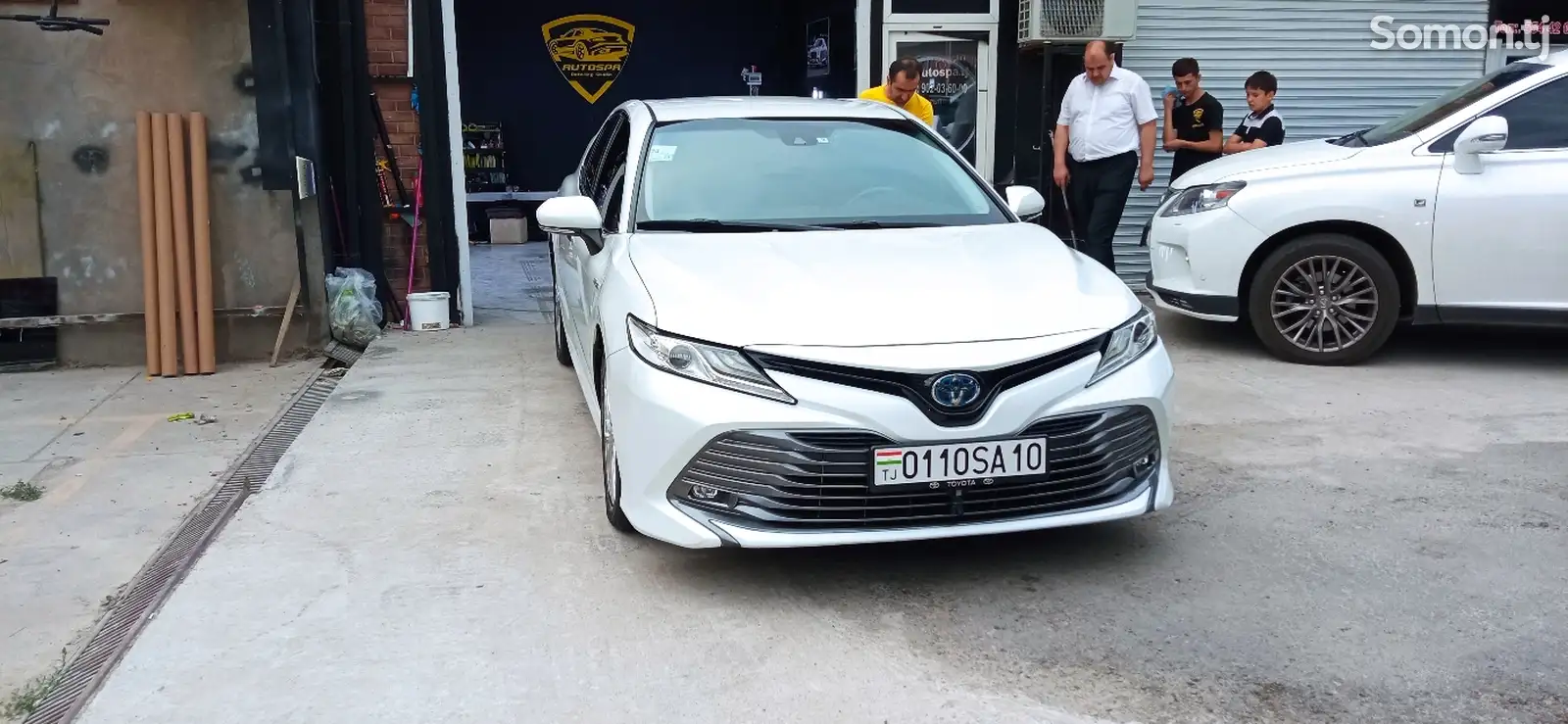 Toyota Camry, 2018-1