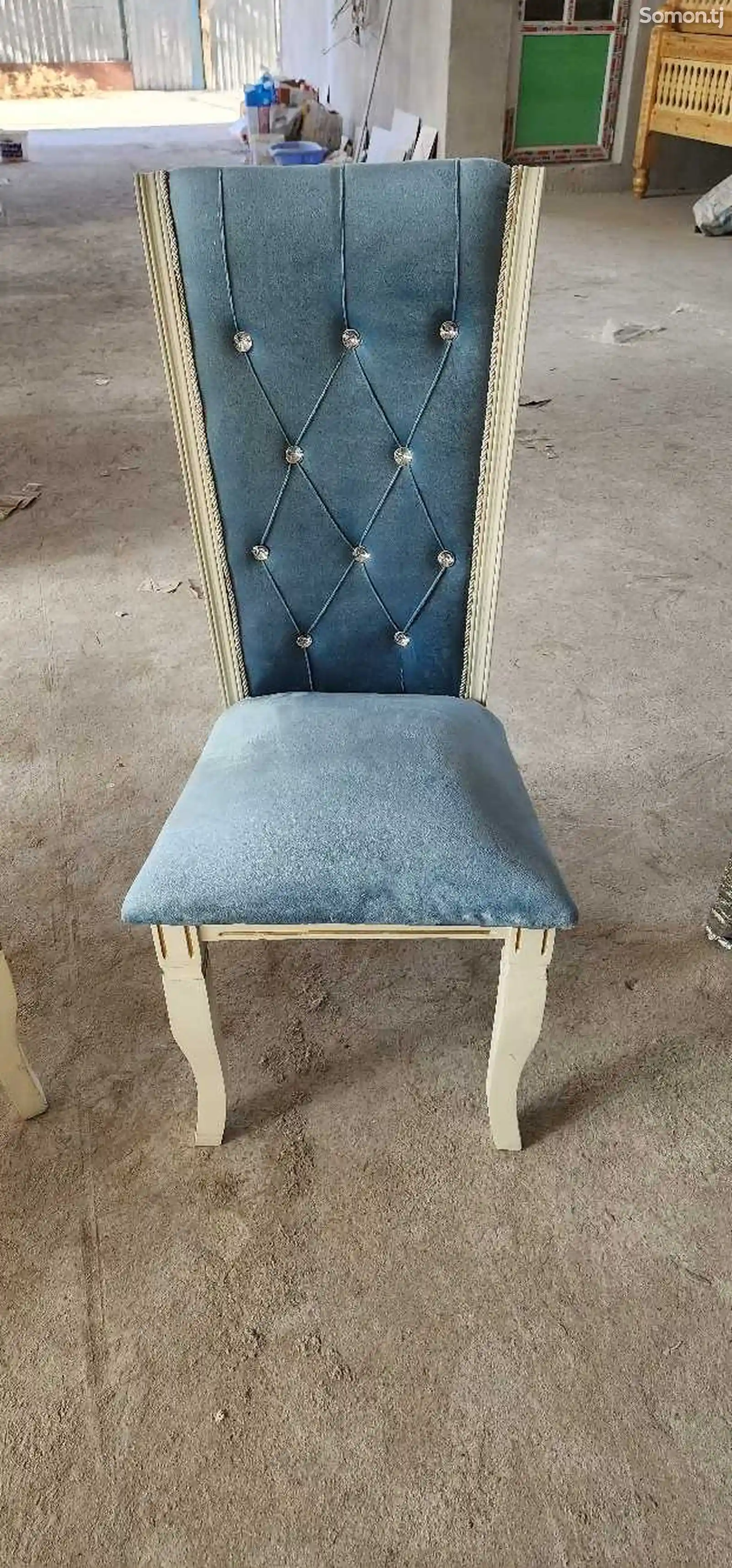 Стол с стульями-3