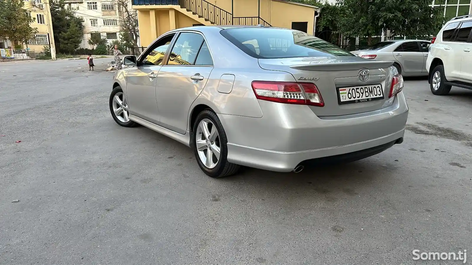 Toyota Camry, 2010-6