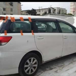 Нетанированные стекла от Toyota Wish