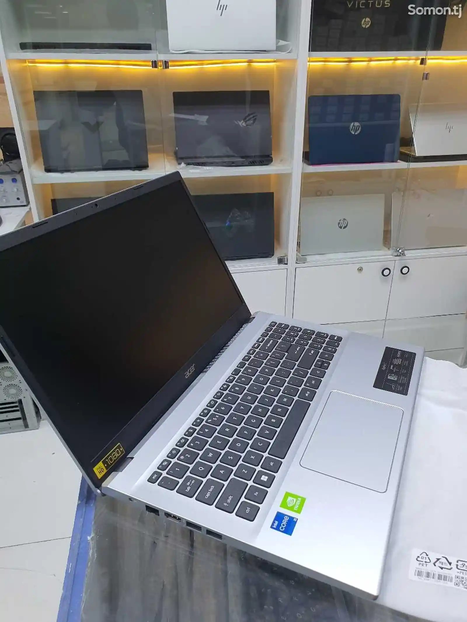 Ноутбук Acer 3 Core i5 1235U Geforce Mx550-2