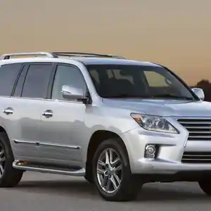 Переднее лобовое стекло на Lexus lx570