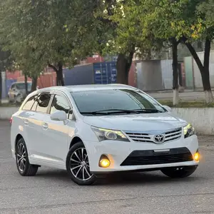 Toyota Avensis, 2015