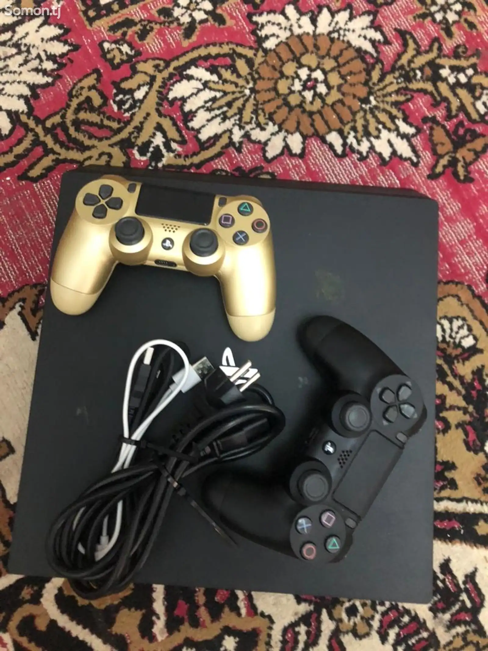 Игровая приставка Sony PlayStation 4 Pro-3