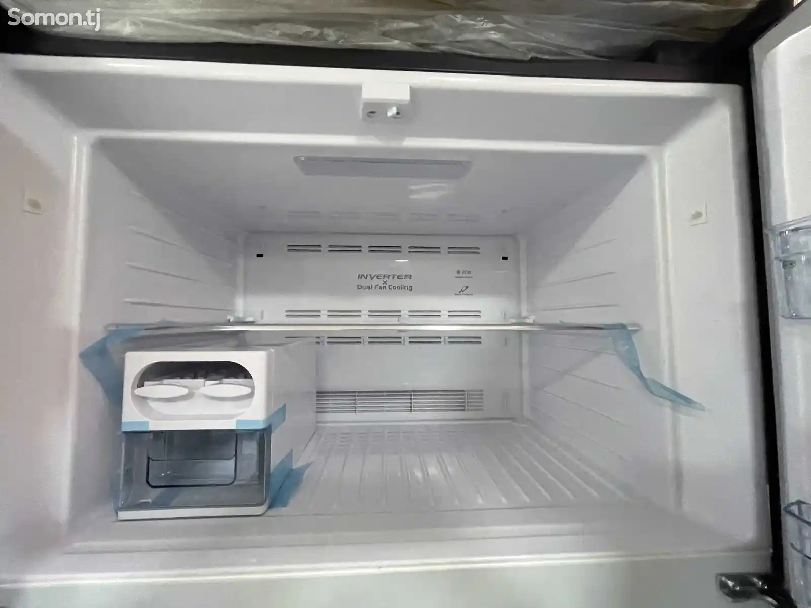 Холодильник Hitachi-10