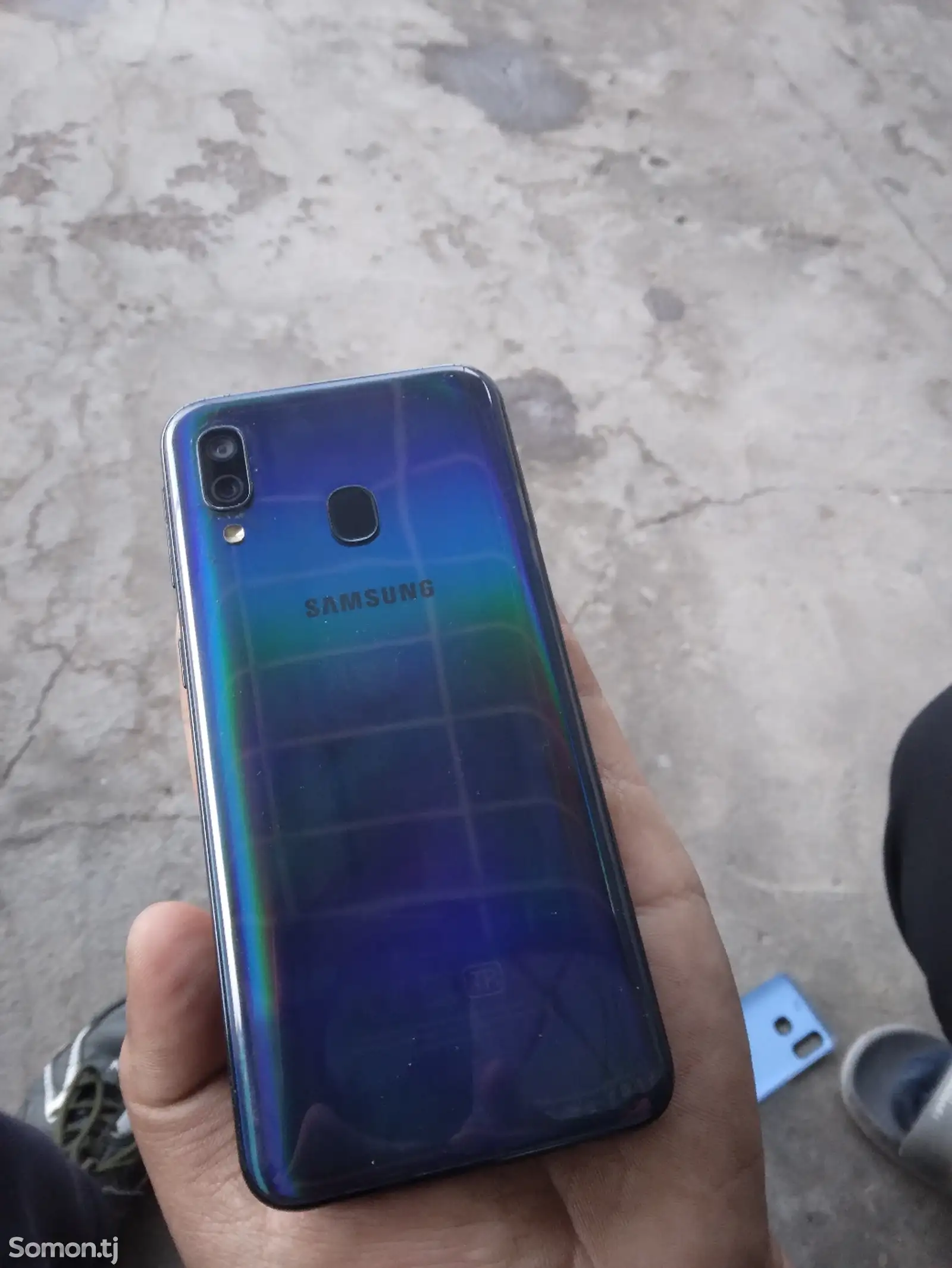 Samsung Galaxy A40-1