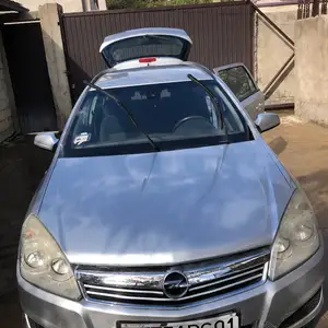 Opel Astra H, 2008