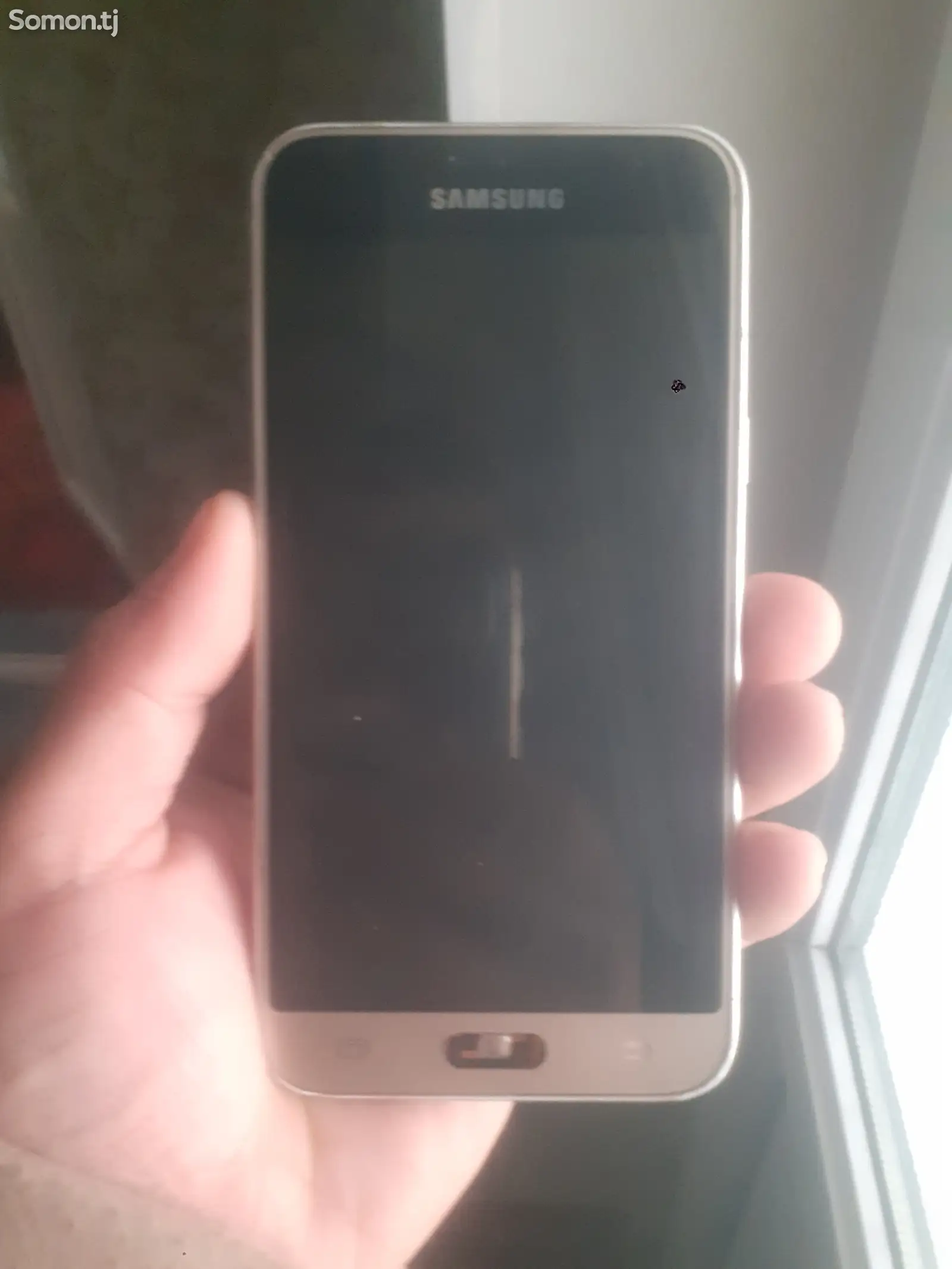 Samsung Galaxy J3-1