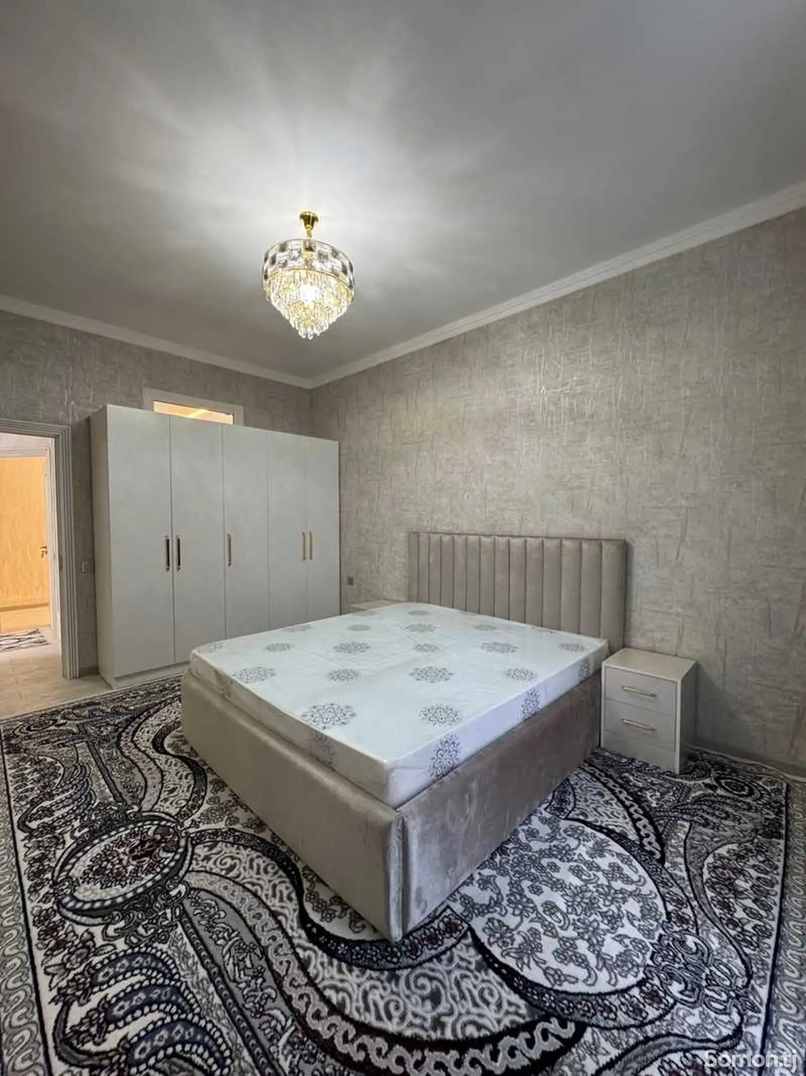 3-комн. квартира, 5 этаж, 100м², Шохмансур, Голубой экран, рядом Супермаркет Пайкар-1