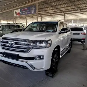 Toyota Land Cruiser, 2018