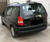 Opel Zafira, 2001-2