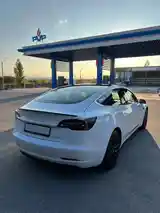 Tesla Model 3, 2021-4