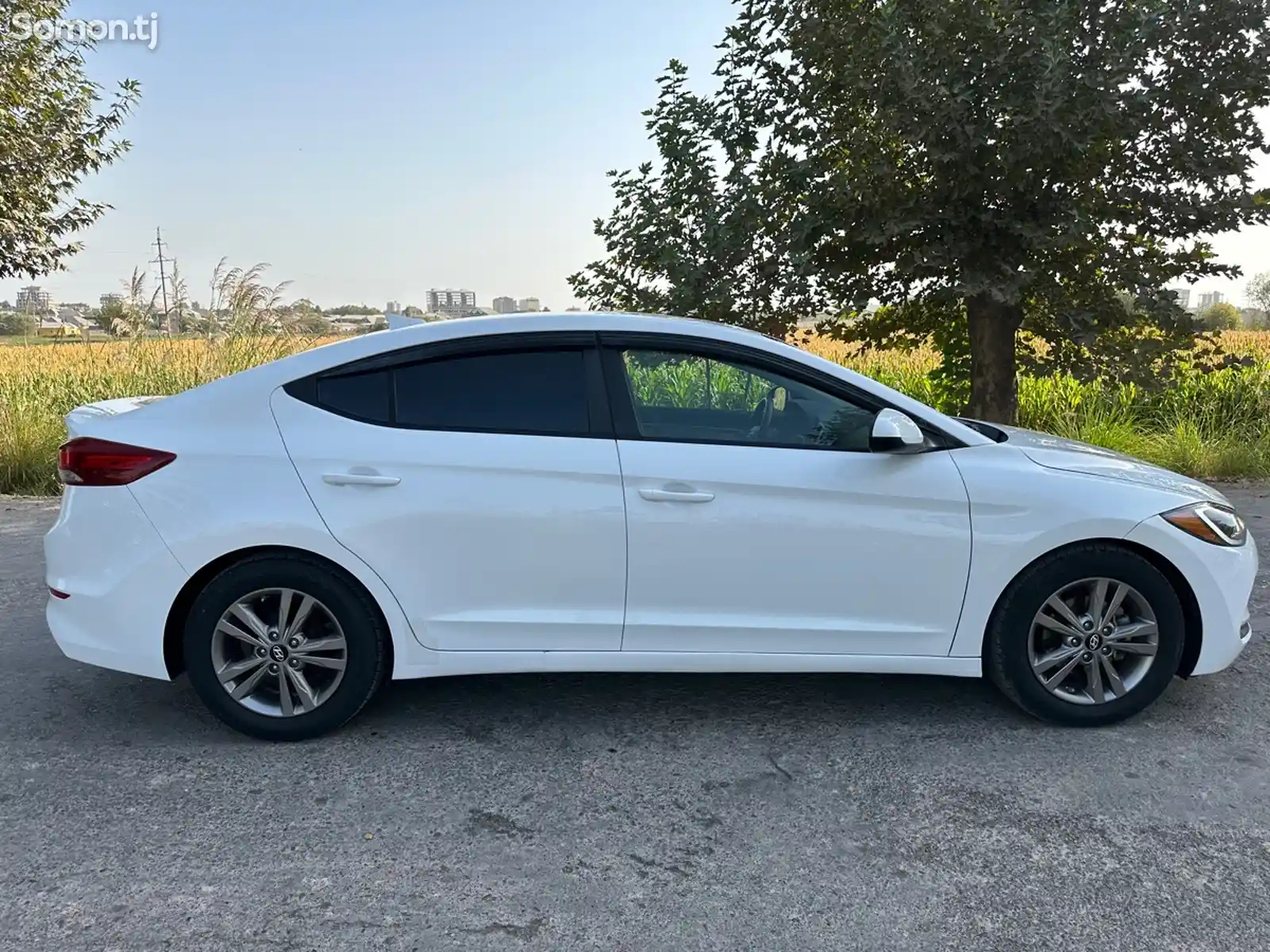 Hyundai Elantra, 2017-9