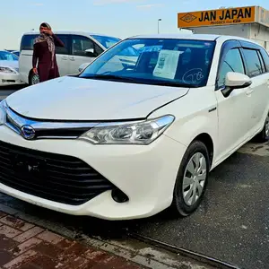 Toyota Fielder, 2015