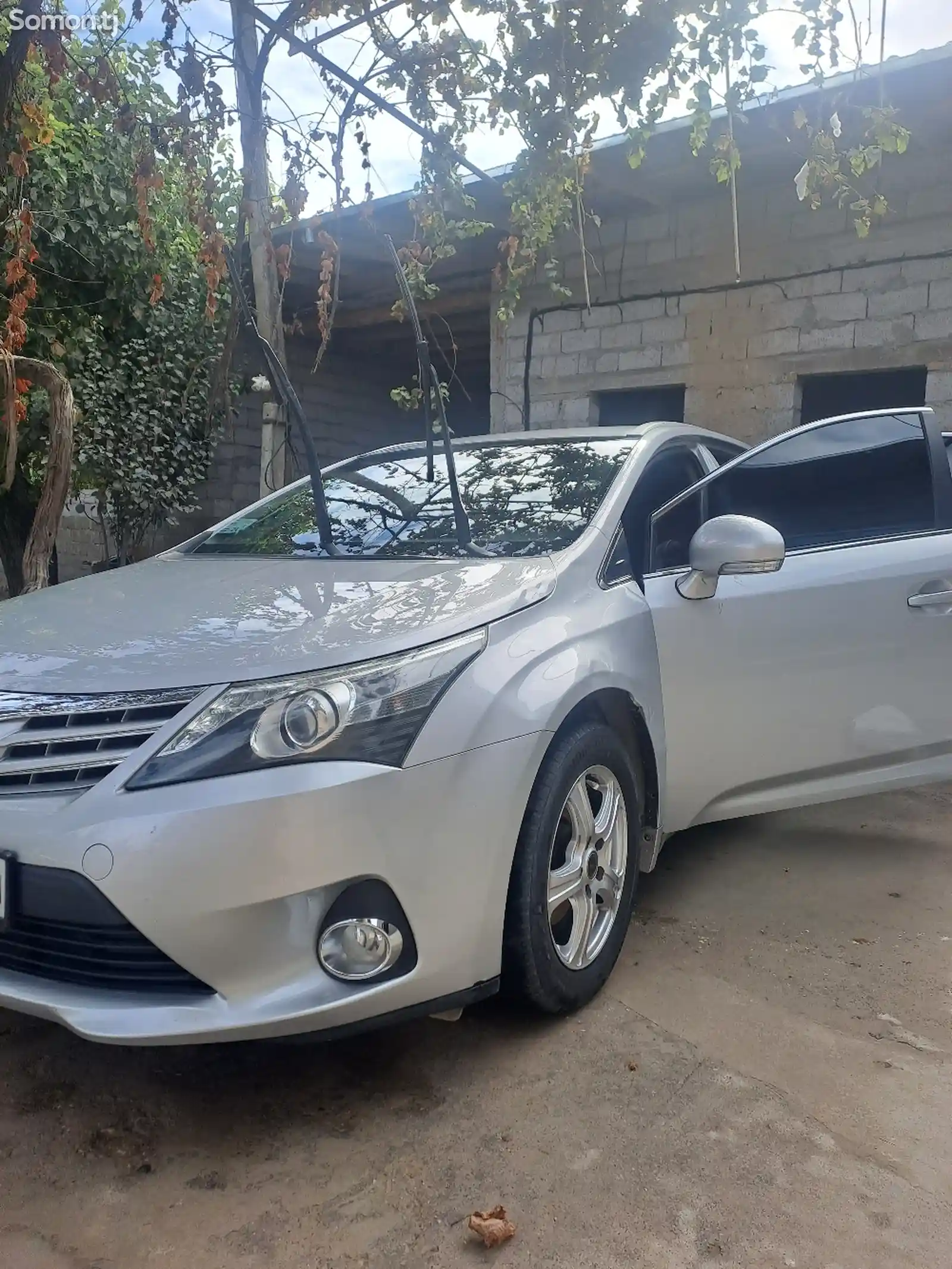 Toyota Avensis, 2014-6